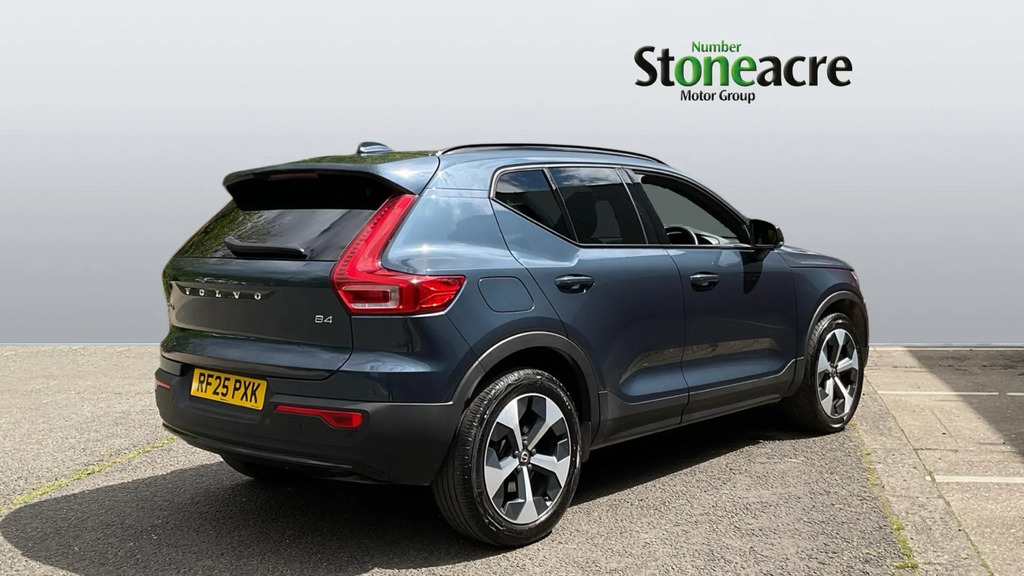 Volvo XC40 2.0 B4p Plus Dark RF25PXK #2