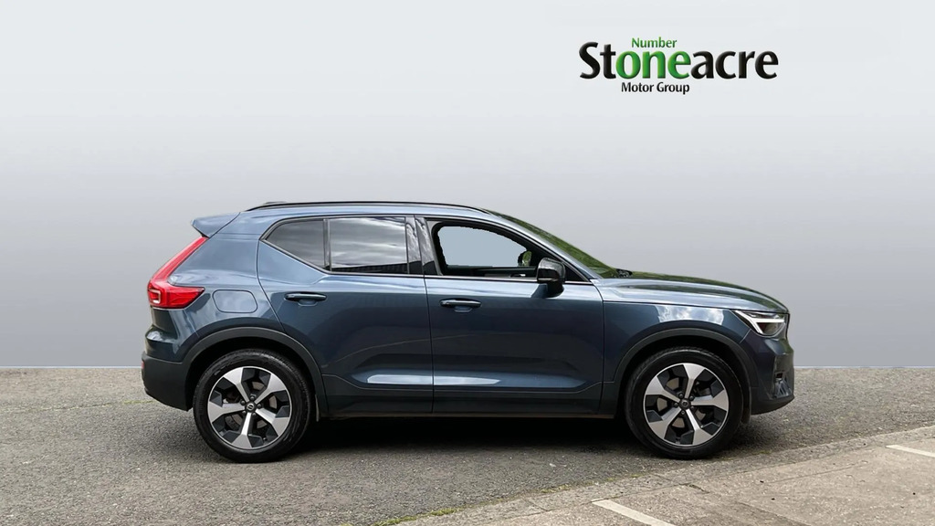 Volvo XC40 2.0 B4p Plus Dark RF25PXK #3
