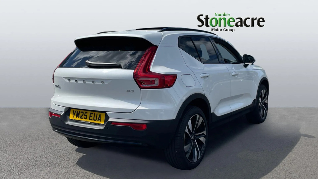 Volvo XC40 2.0 B3 Mhev Ultra Dark Dct Euro 6 Ss YM25EUA #2