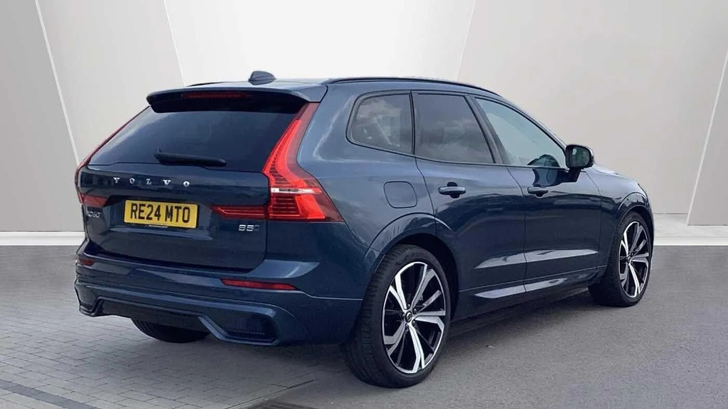 Volvo XC60 Ultimate Dark B5 250 Hp RE24MTO #2