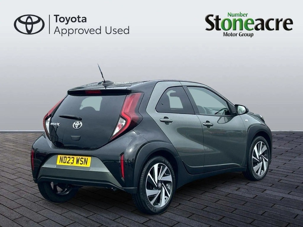 Toyota Aygo X 1.0 Vvt-i Edge ND23WSN #3