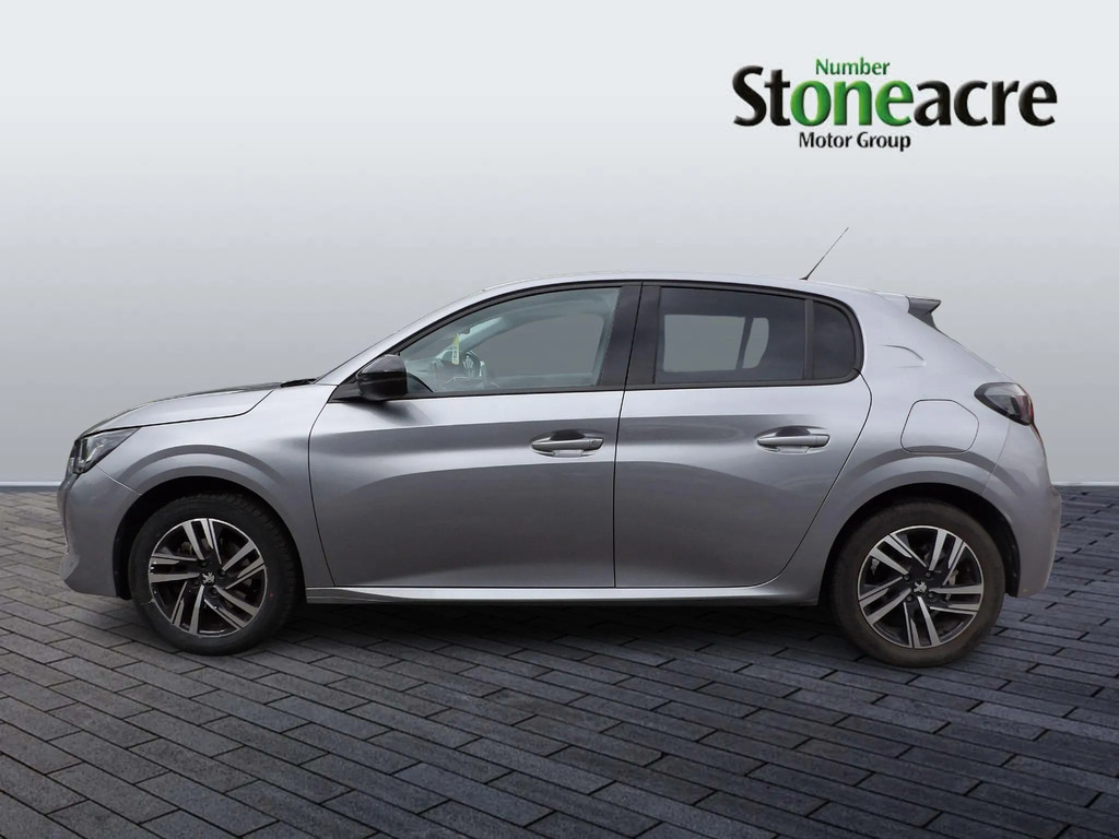 Peugeot 208 1.2 Puretech Allure Premium Hatchback  #6
