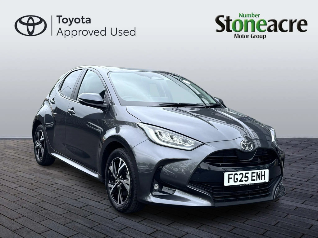 Toyota Yaris 1.5 Hybrid Design Cvt 