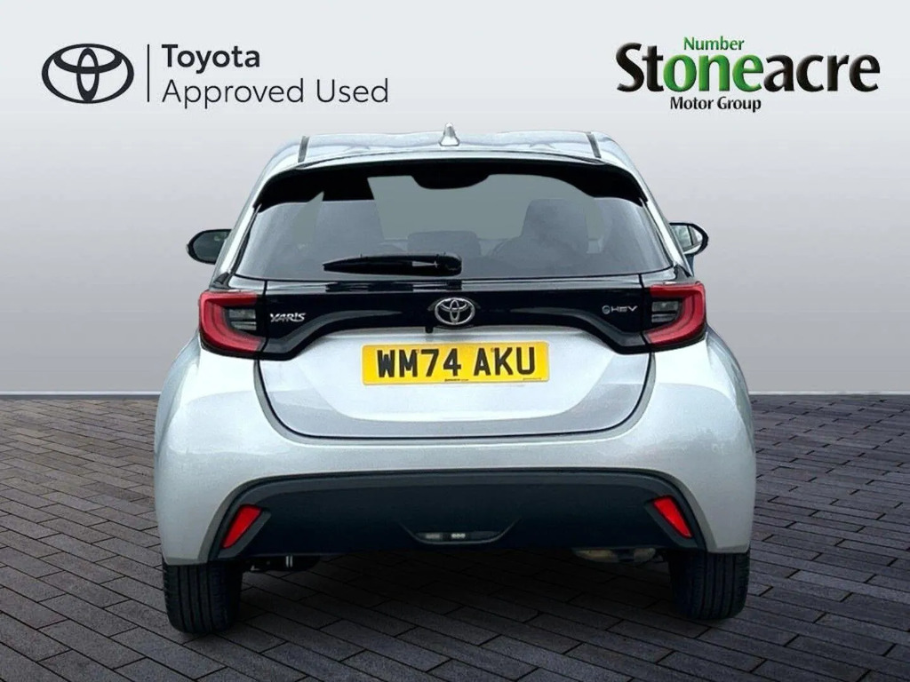 Toyota Yaris 1.5 Hybrid Design WM74AKU  #4