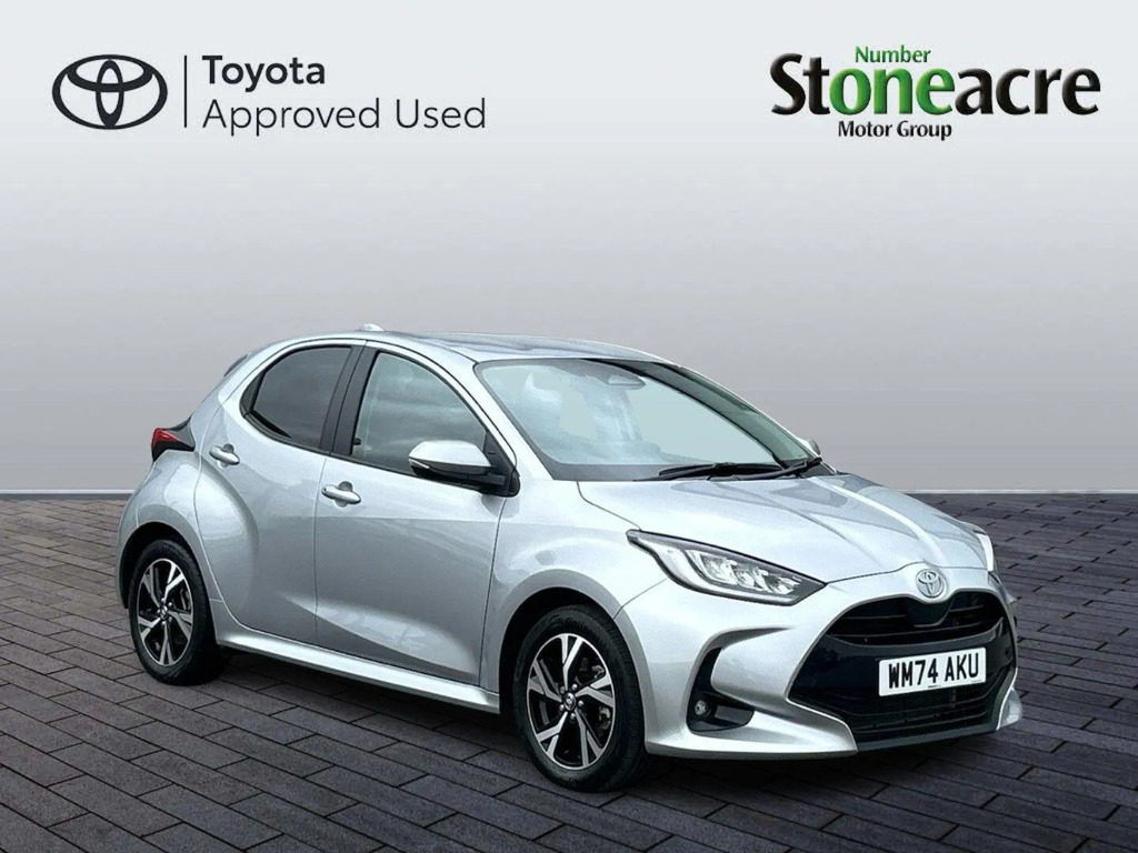 Toyota Yaris 1.5 Hybrid Design Cvt 