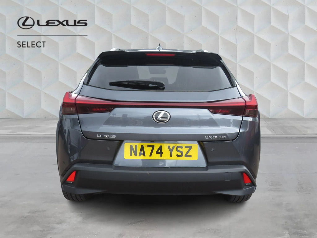 Lexus UX 300E 72.8Kwh Premium Plus  #4