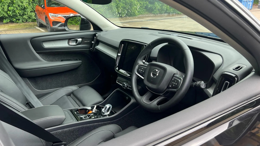 Volvo XC40 2.0 B4 Mhev Ultra Dark Dct Euro 6 Ss OY75LFK #4