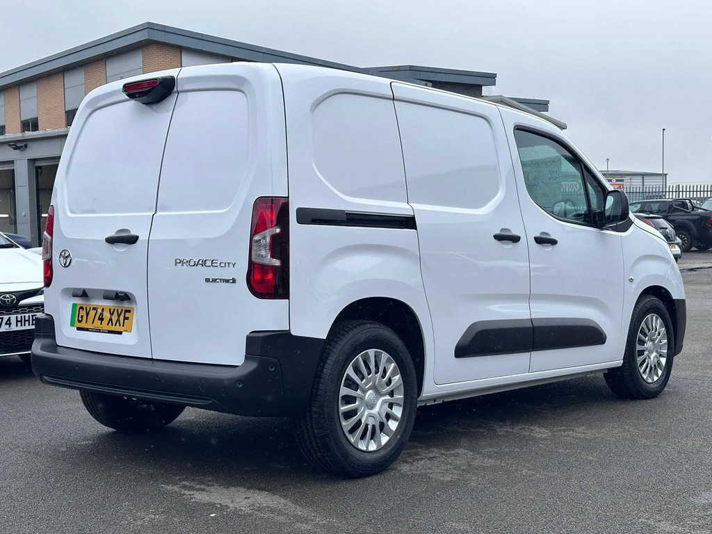 Toyota Proace City 50Kwh Icon Short Panel Van Swb GY74XXF #2