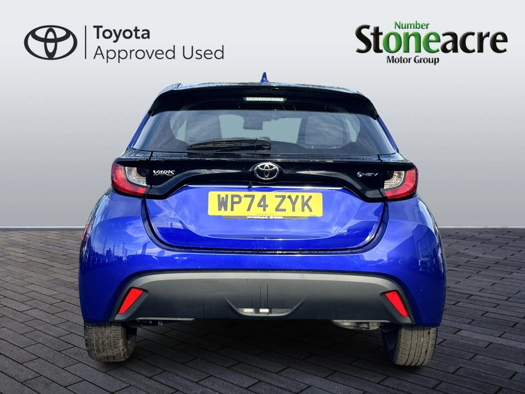 Toyota Yaris 1.5 Hybrid Icon WP74ZYK #4