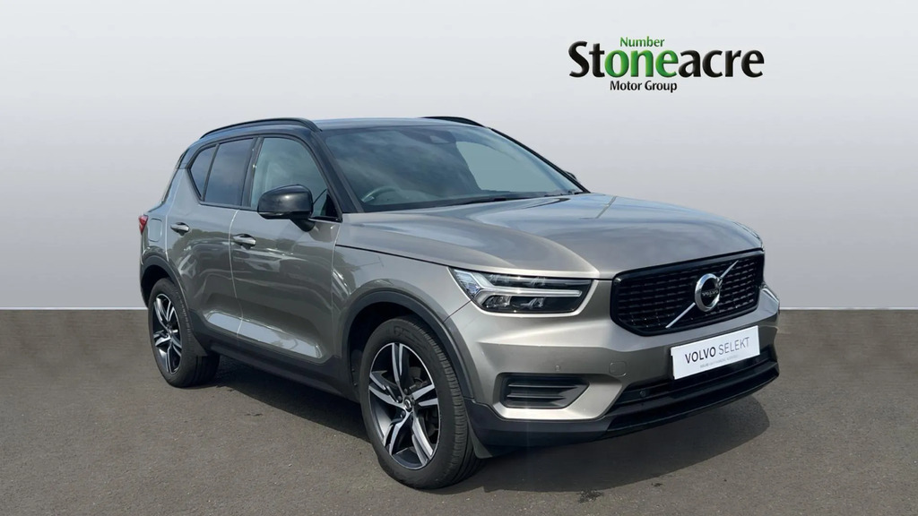 Volvo XC40 R-design T3 163 Hp 