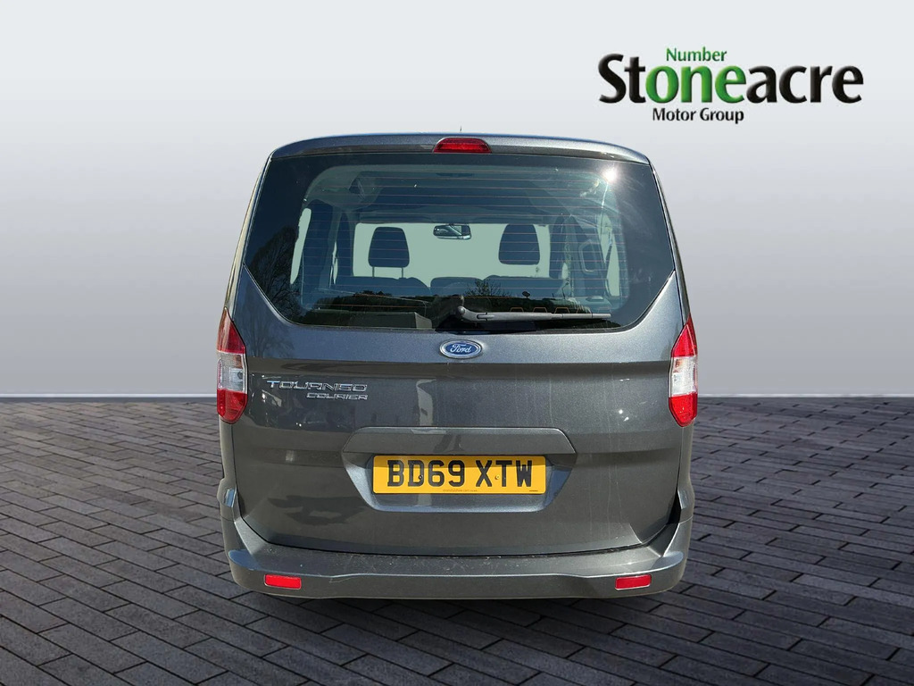 Ford Tourneo Courier 1.5 Tdci Zetec Euro 6 #6