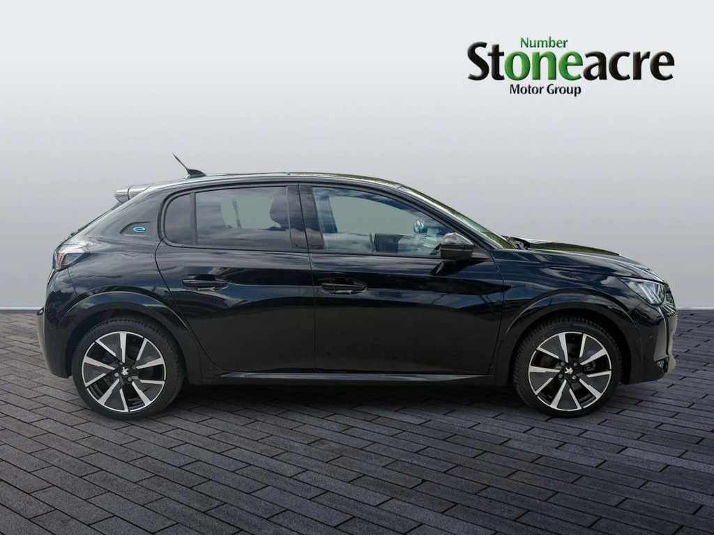 Peugeot e-208 100Kw Gt Premium 50Kwh YE22CNC #2