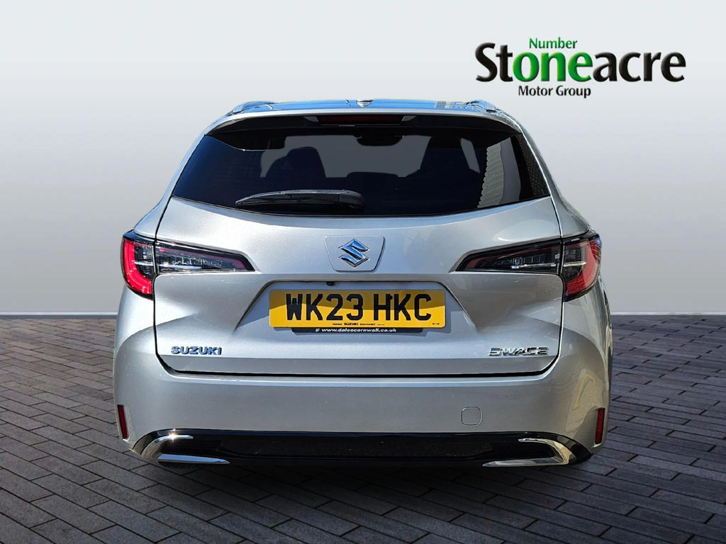 Suzuki Swace 1.8 Hybrid Motion  #4
