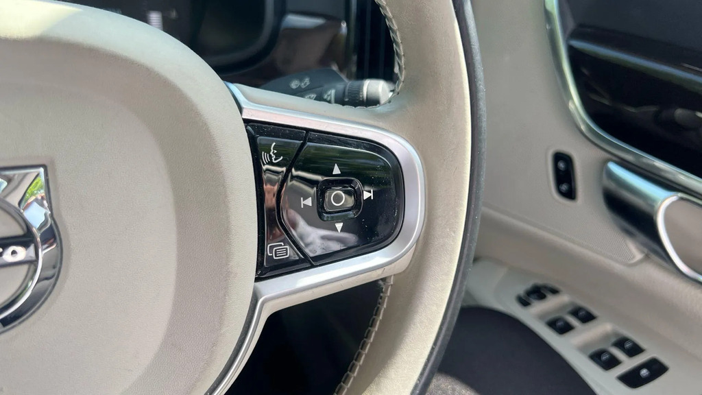 Volvo S90 Saloon Black #14