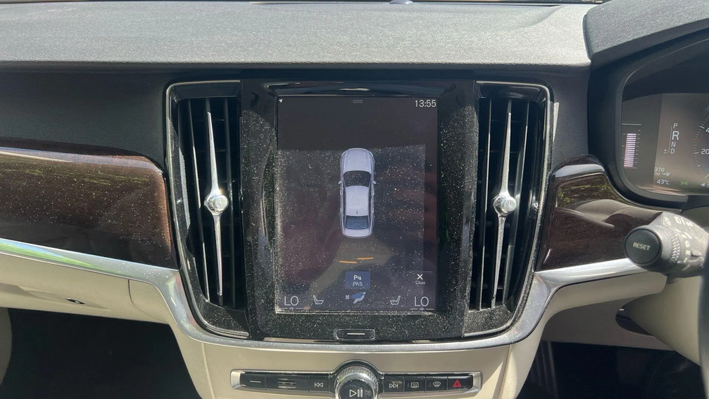 Volvo S90 Saloon Black #26