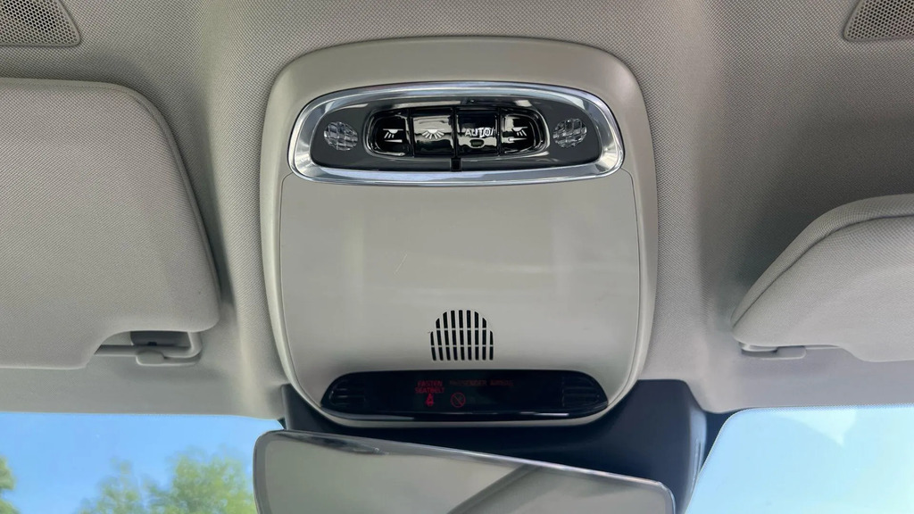 Volvo S90 Saloon Black #18