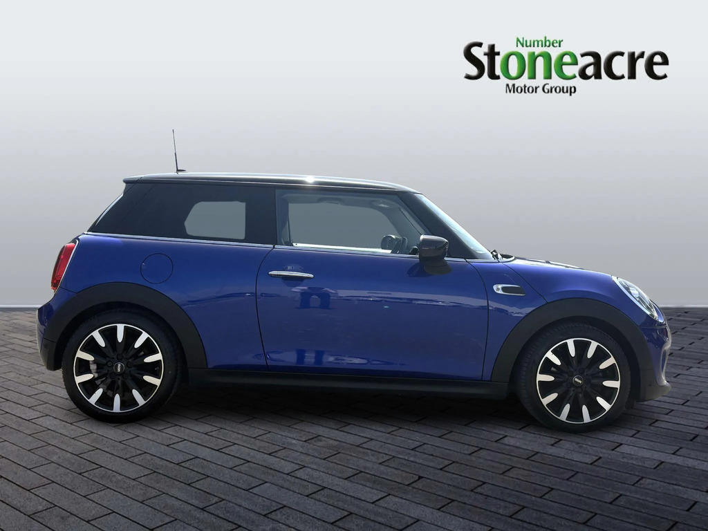 Mini Hatch 3-Door Hatch Cooper Exclusive YE70UKV #2