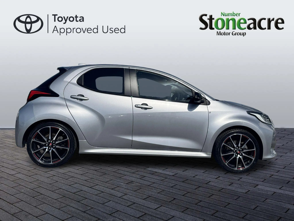 Toyota Yaris 1.5 Hybrid Gr Sport VU23JPJ #2