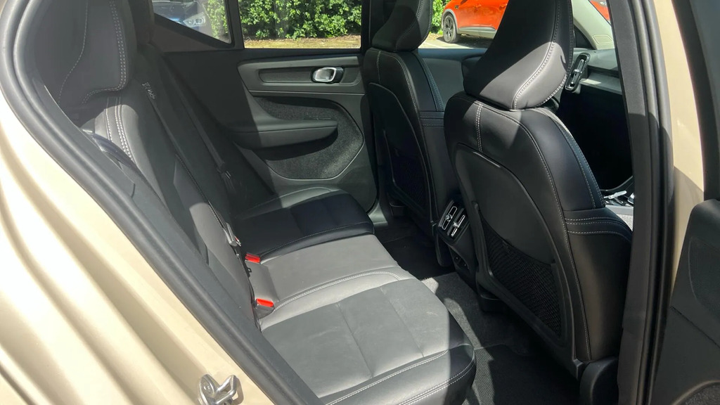Volvo XC40 2.0 B4 Mhev Ultra Dark Dct Euro 6 Ss RV74FYP #6