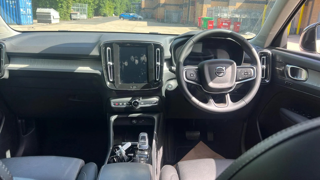 Volvo XC40 2.0 B4 Mhev Ultra Dark Dct Euro 6 Ss RV74FYP #5