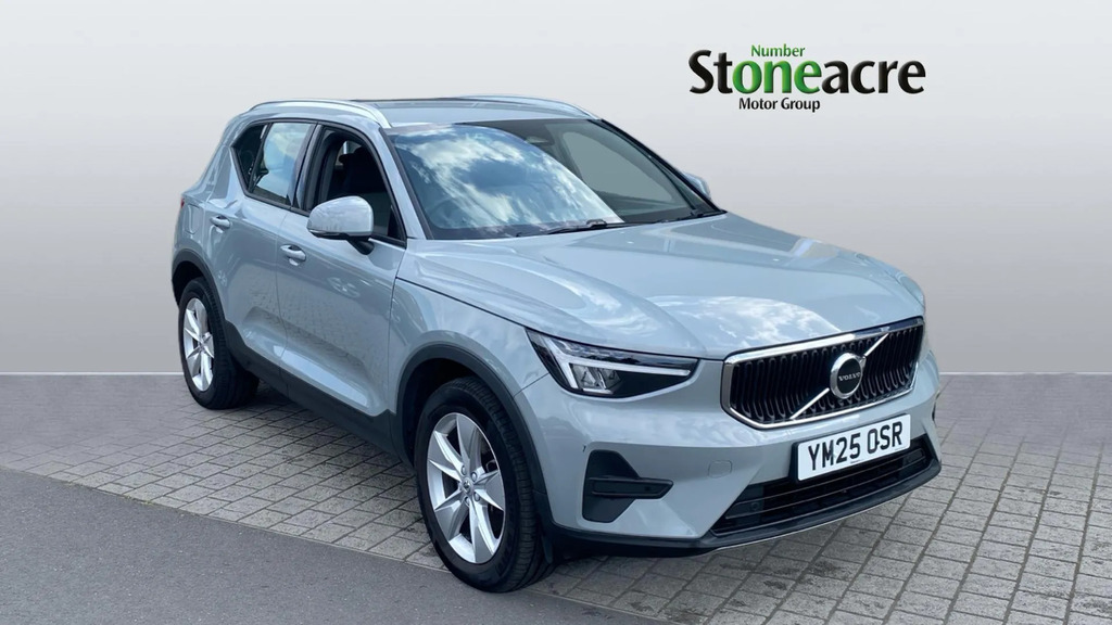 Volvo XC40 Core B3 163 Hp 
