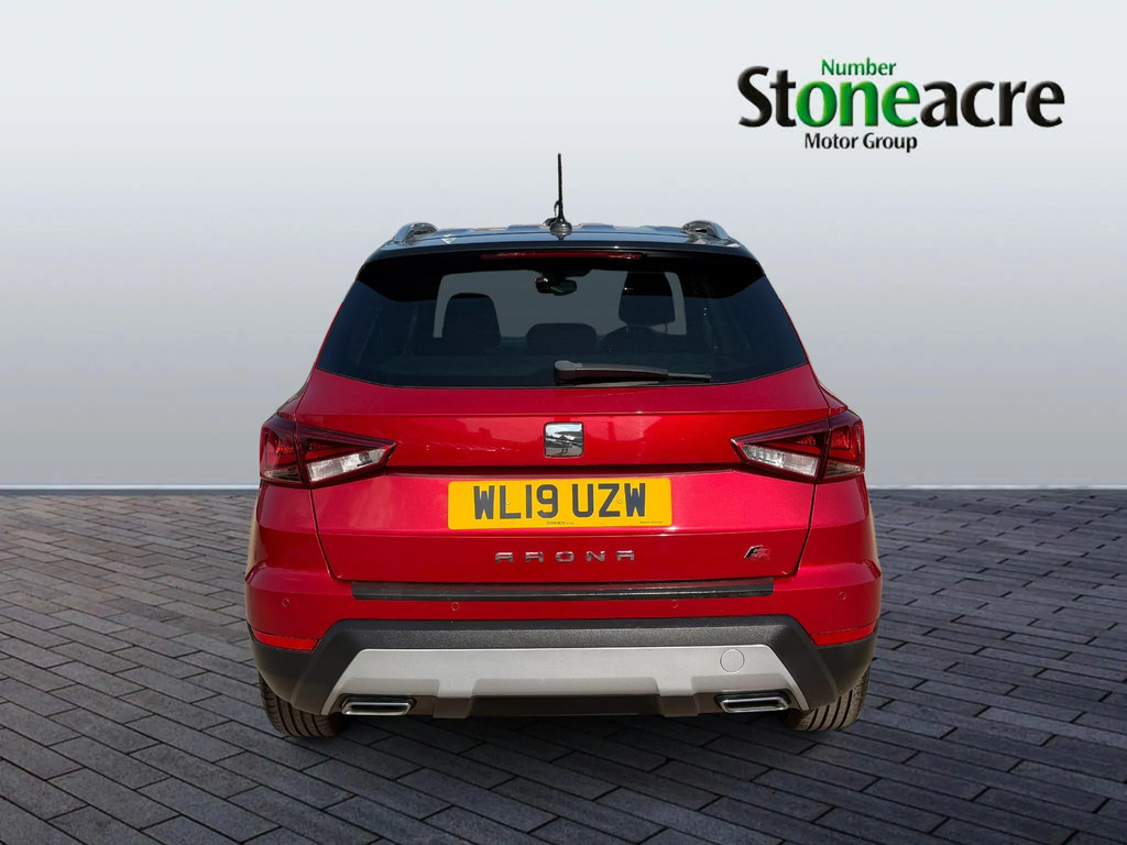 Seat Arona 1.0 Tsi 115 Fr Ez WL19UZW Red #4