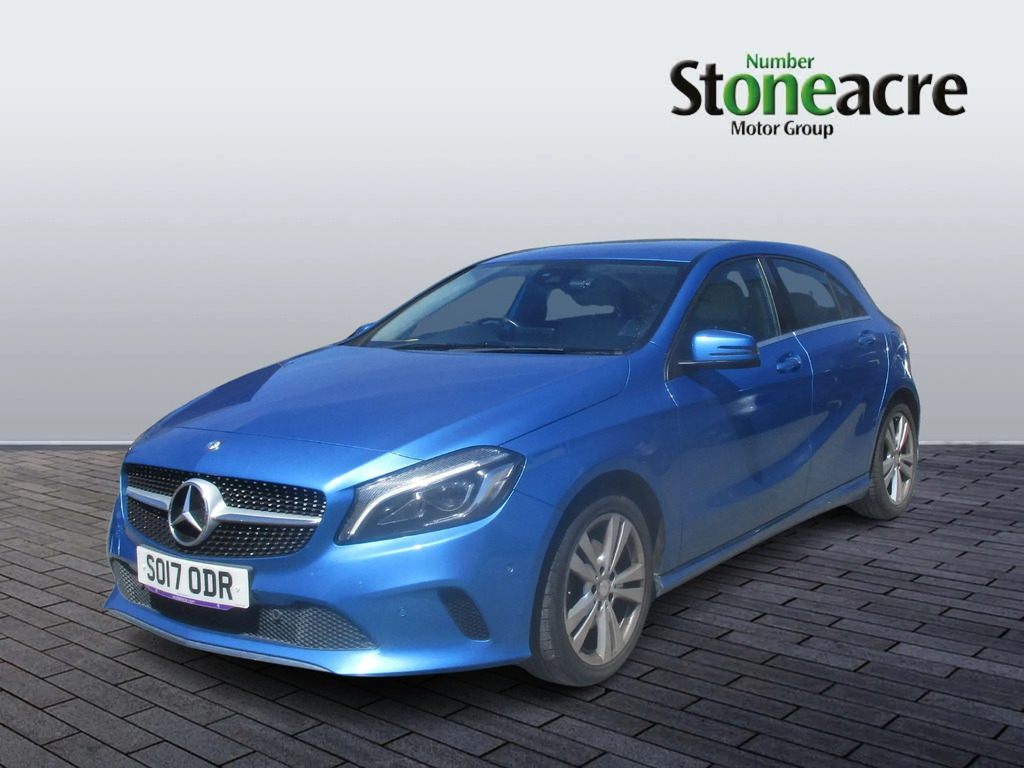Mercedes-Benz A Class 1.6 A160 Sport Premium 7G-dct Euro 6 Ss SO17ODR Blue #3