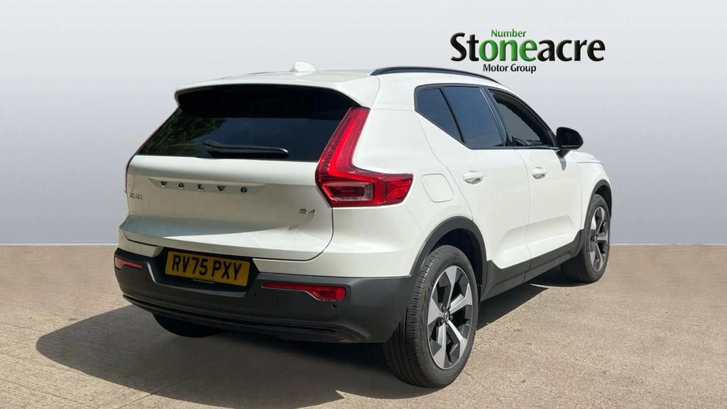 Volvo XC40 2.0 B4p Plus Dark RV75PXY #2