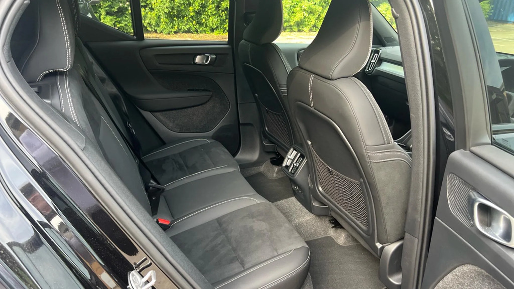 Volvo XC40 2.0 B4 Mhev Plus Black Edition Dct Euro 6 S RO75LZX #6