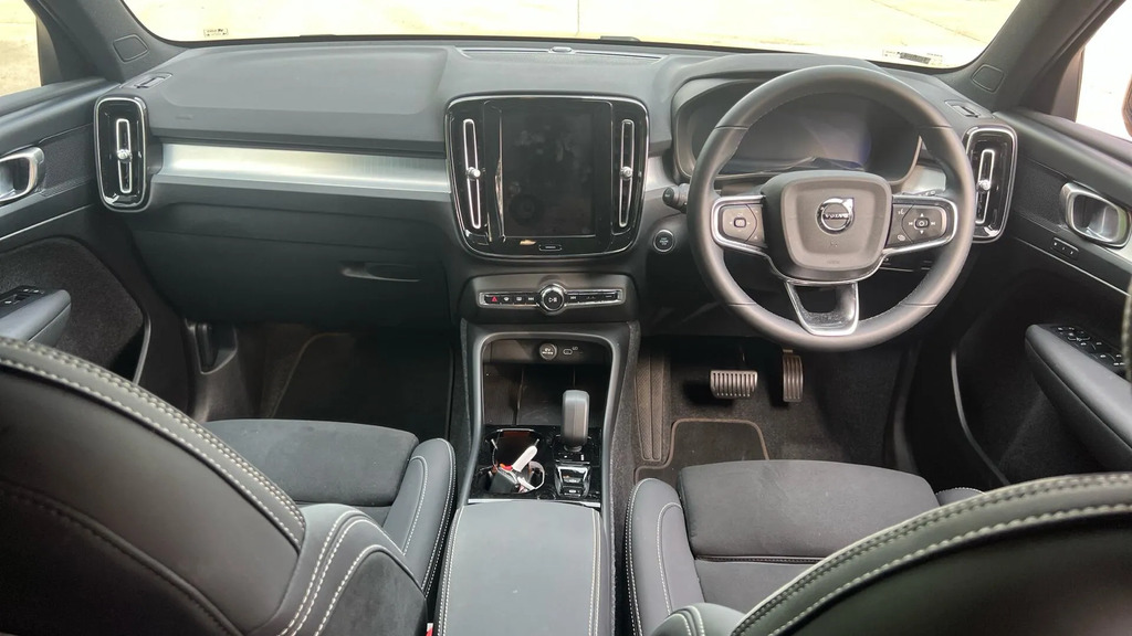 Volvo XC40 2.0 B4 Mhev Plus Black Edition Dct Euro 6 S RO75LZX #5