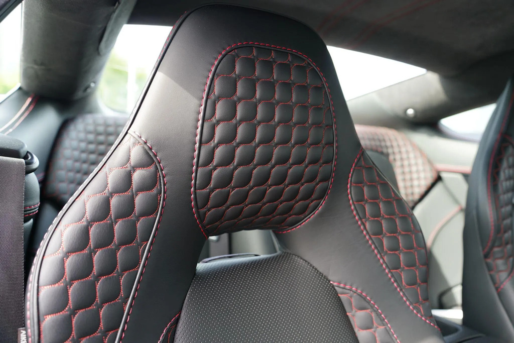 Aston Martin Vanquish V12 Black #10
