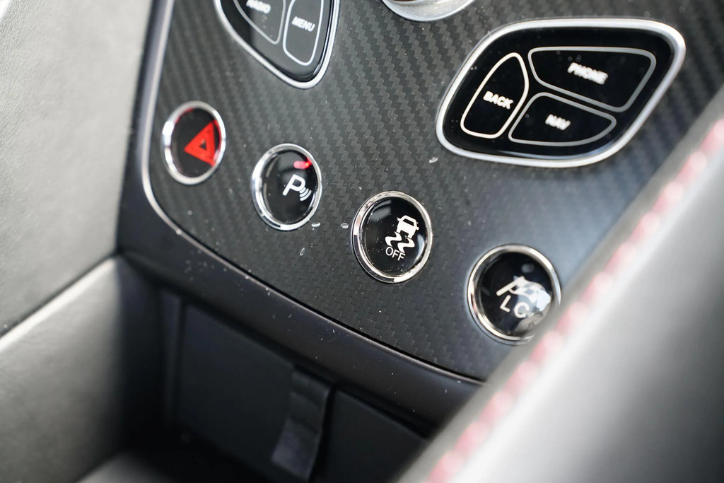 Aston Martin Vanquish V12 Black #16