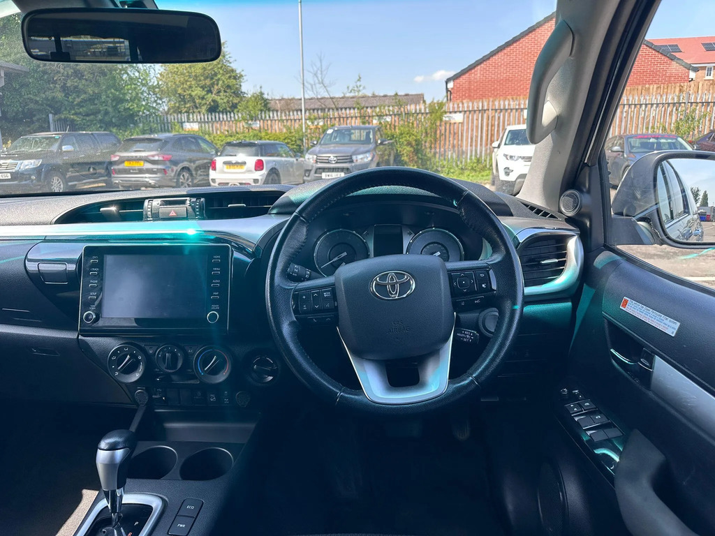 Toyota HILUX 2.4 D-4d Icon Double Cab Pickup 4Wd Euro 6 S #6