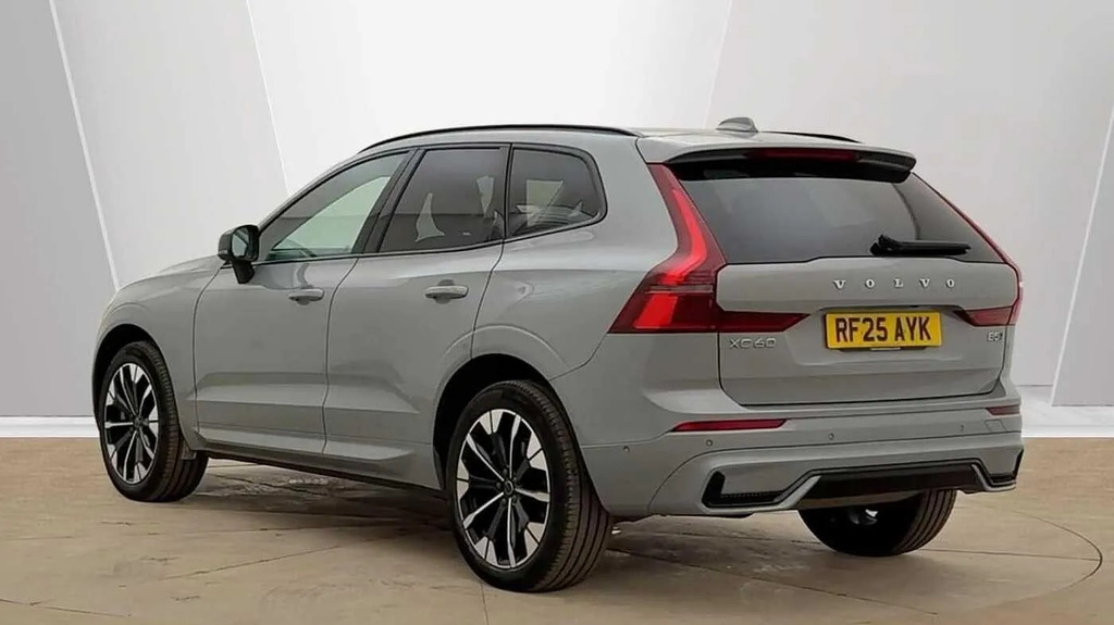 Volvo XC60 2.0 B5 Mhev Plus Pro Awd Euro 6 Ss RF25AYK #3