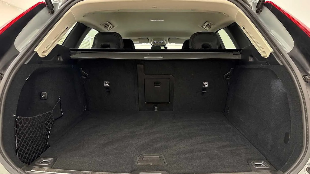 Volvo XC60 2.0 B5 Mhev Plus Pro Awd Euro 6 Ss RF25AYK #5