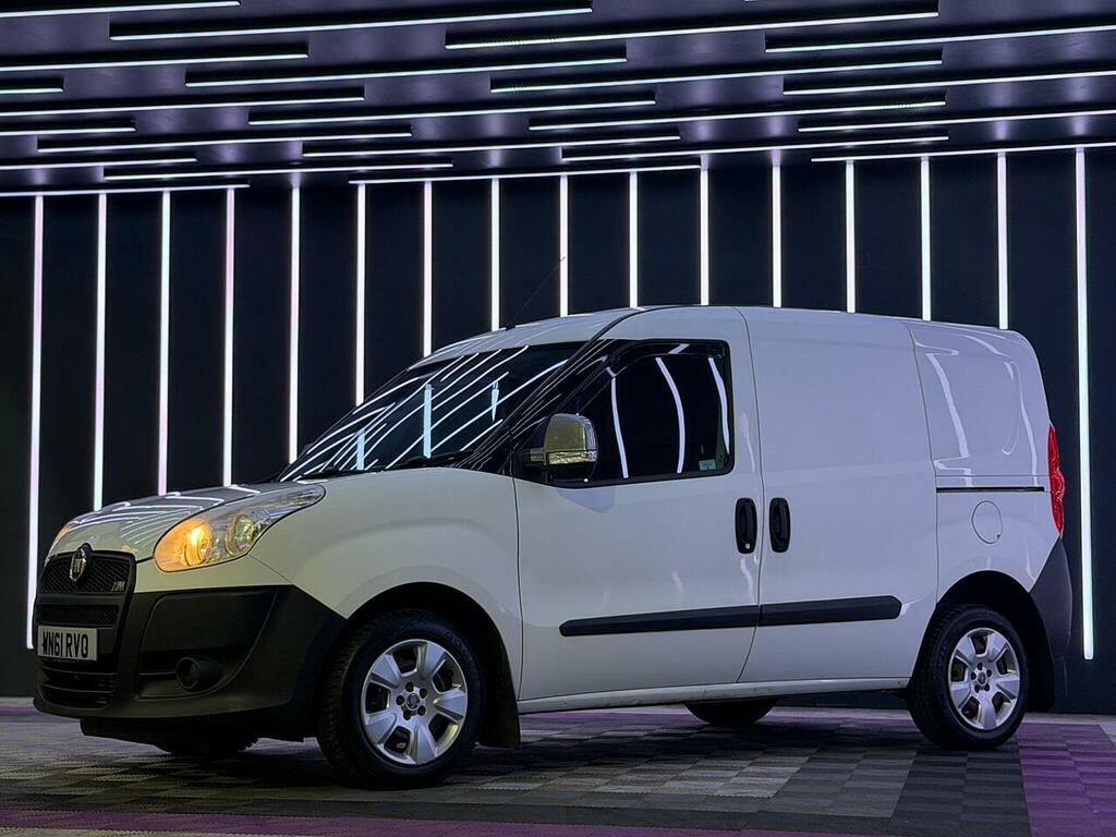 Fiat Doblo 1.3 Jtd Multijet 16V L1 H1 White #4