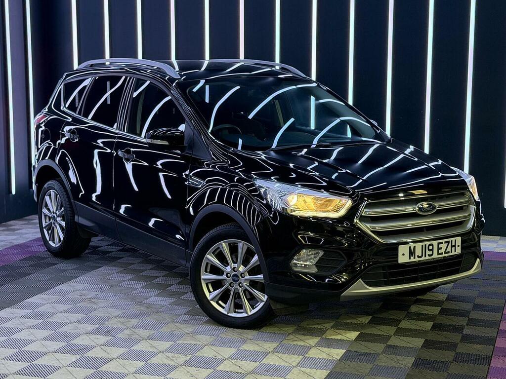 Ford Kuga 1.5 Tdci Ecoblue Titanium Edition Euro 6 Ss MJ19EZH Black #2