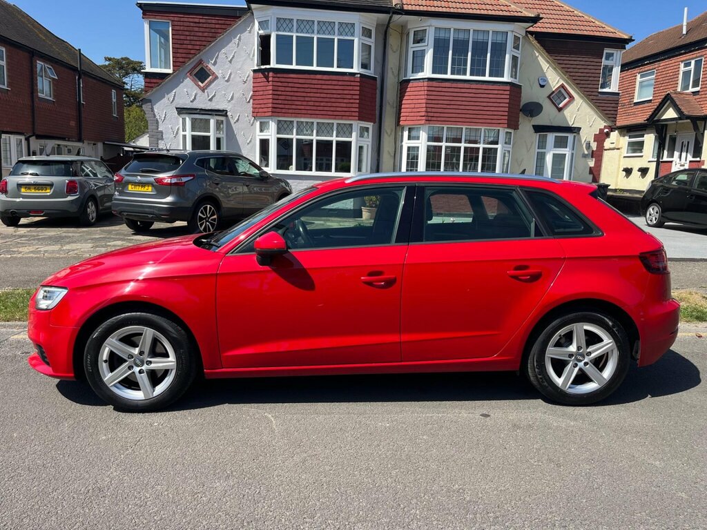 Audi A3 1.5 Tfsi Cod 35 Se Technik Sportback Euro 6 Ss RO68OWH Red #5