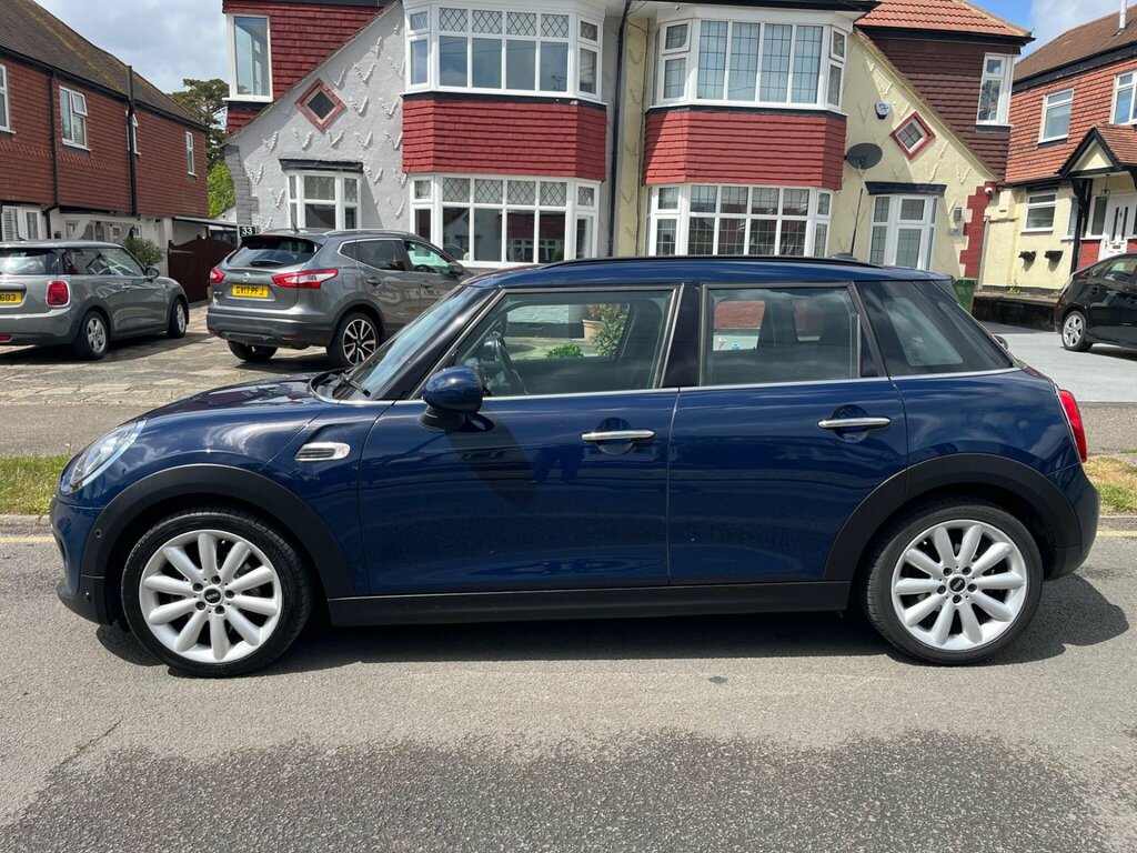 Mini Hatch 1.5 Cooper Classic Euro 6 Ss LJ19OYY Blue #5