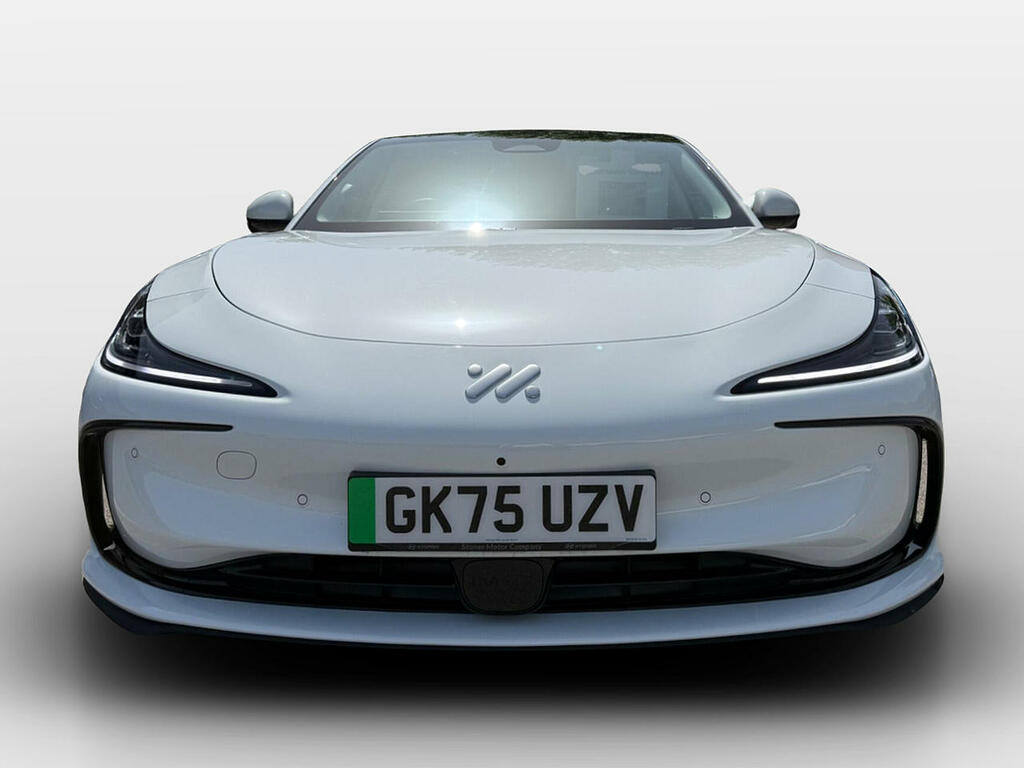 MG IM5 217Kw Standard Range 75Kwh GK75UZV White #2