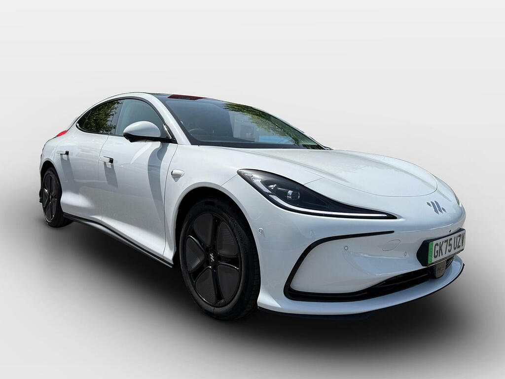 MG IM5 217Kw Standard Range 75Kwh GK75UZV White