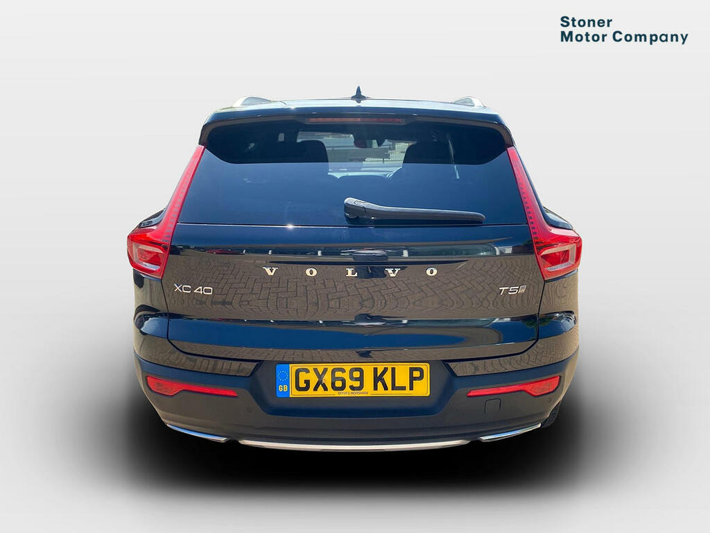 Volvo XC40 1.5 T5 262 Hybrid Inscription Pro Geartronic Black #4