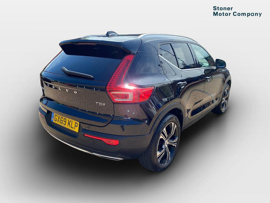 Volvo XC40 1.5 T5 262 Hybrid Inscription Pro Geartronic Black #3