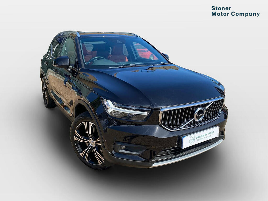 Volvo XC40 1.5 T5 262 Hybrid Inscription Pro Geartronic Black