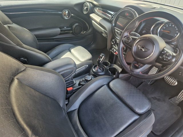 Mini Hatch 2.0 Cooper S Hatchback Steptronic Euro SA11YAK Black #6