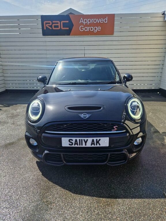 Mini Hatch 2.0 Cooper S Hatchback Steptronic Euro SA11YAK Black #2