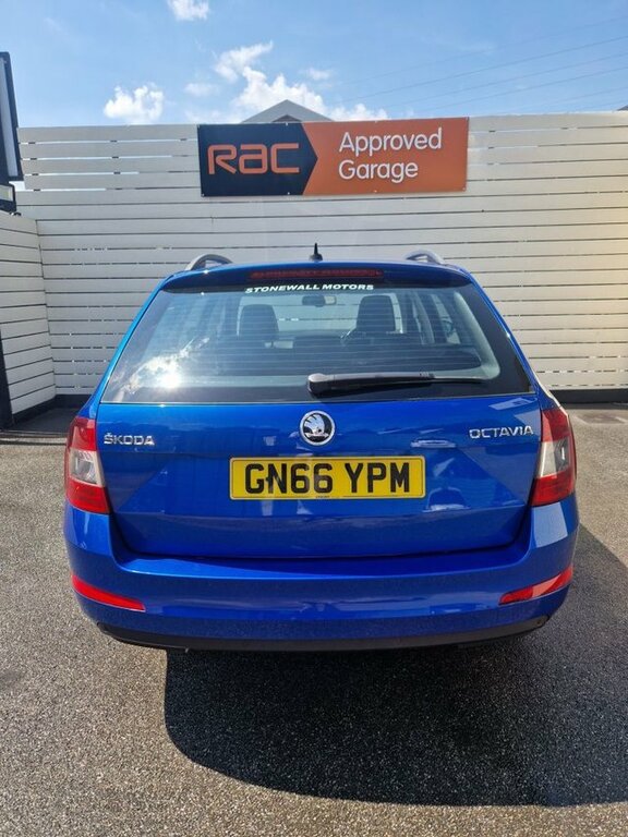 Skoda Octavia 1.6 Tdi Se L Estate Euro 6 S S Blue #3