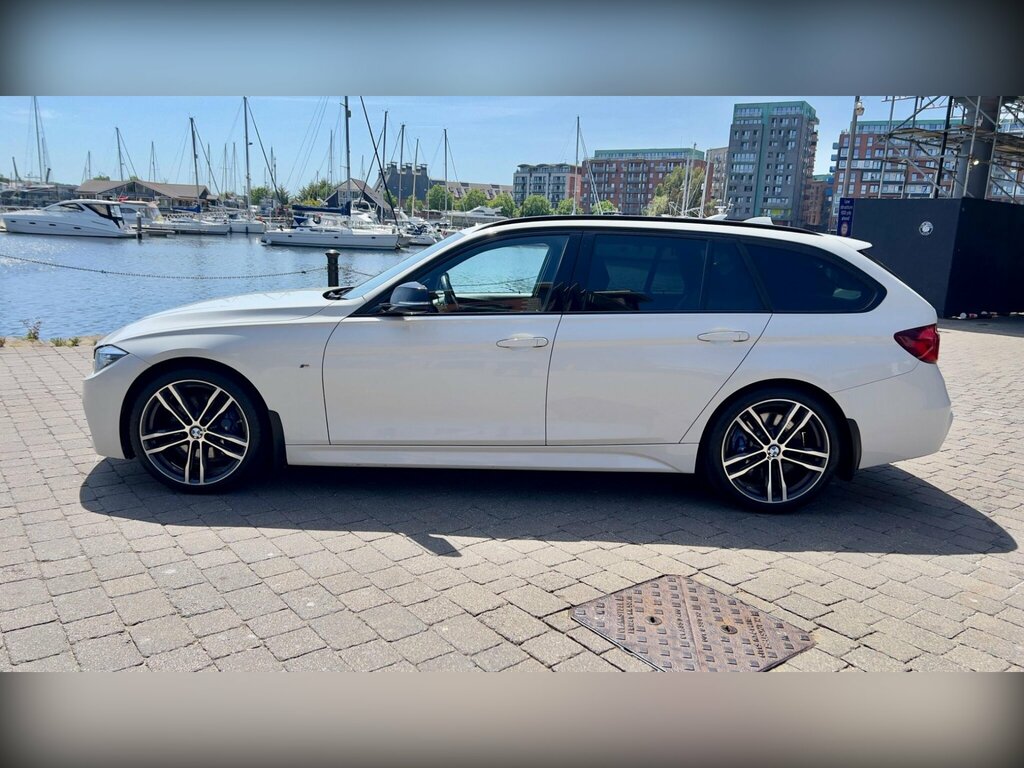 BMW 3 Series 2.0 320I M Sport Shadow Edition Touring MV68CFZ White #5