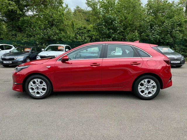 Kia Ceed 1.5 T-gdi 2 Hatchback OY23HDD Red #5