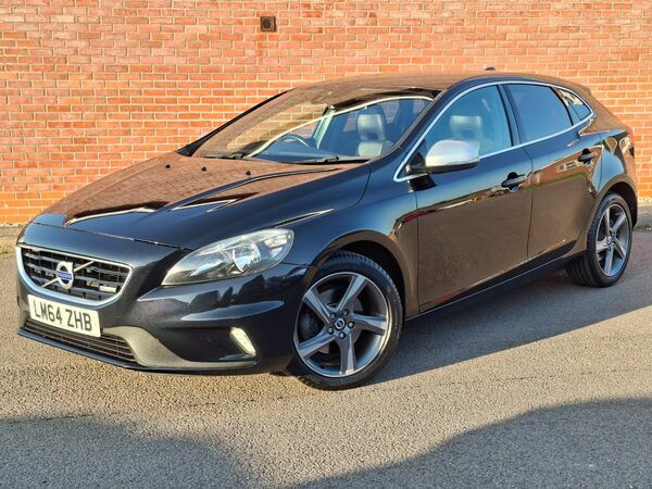 Volvo V40 1.6 T2 120 R-design. Black #3